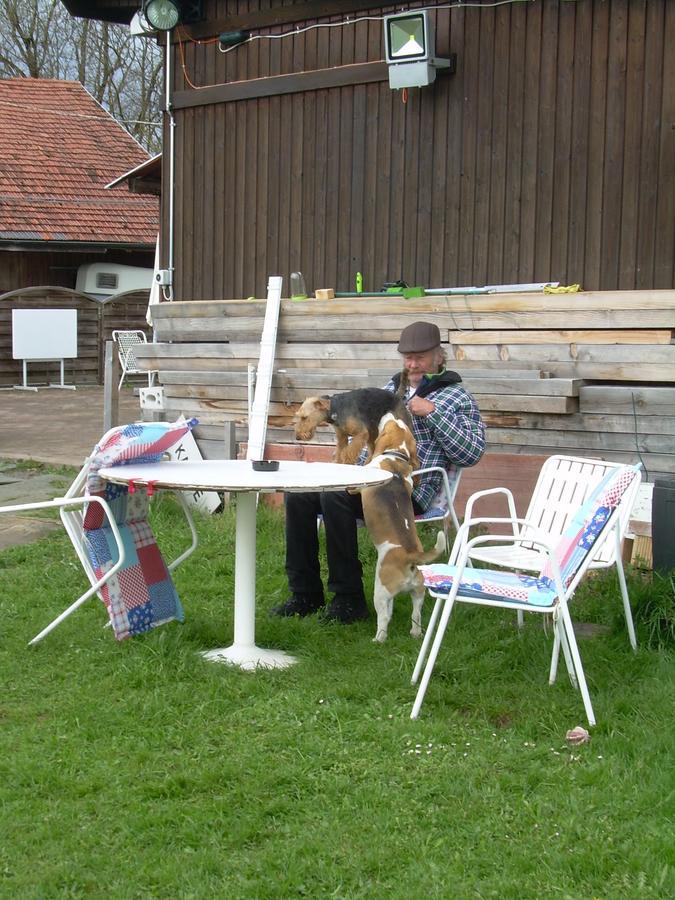 Bed and Breakfast Wohlfuehloase Fuer Mensch Und Hund Uzwil Esterno foto